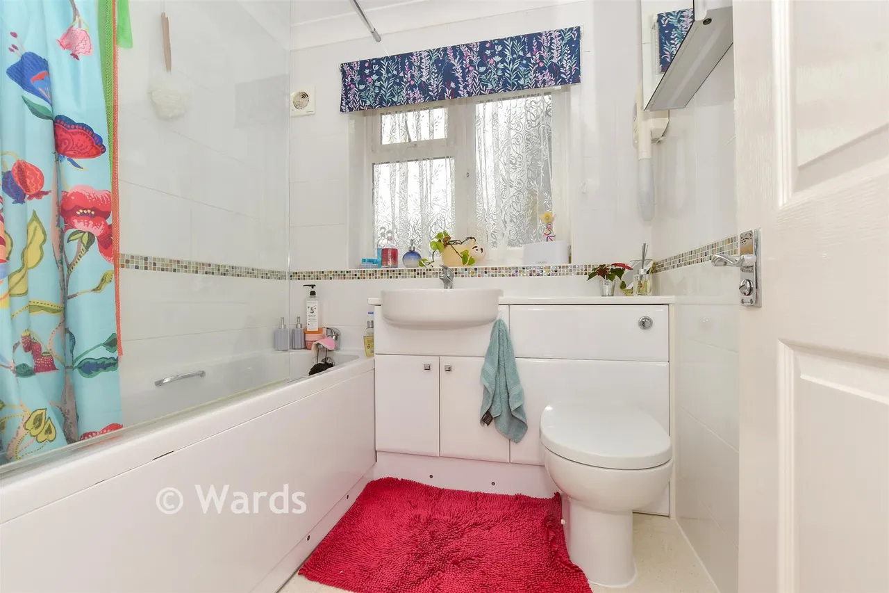 Cedar Road, Sturry, CT2, photo 11