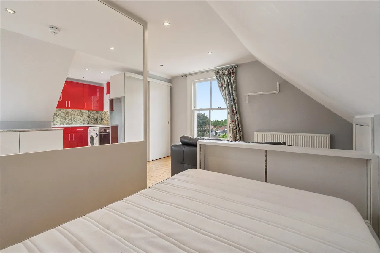 Kew Gardens Road, Richmond, TW9, photo 3