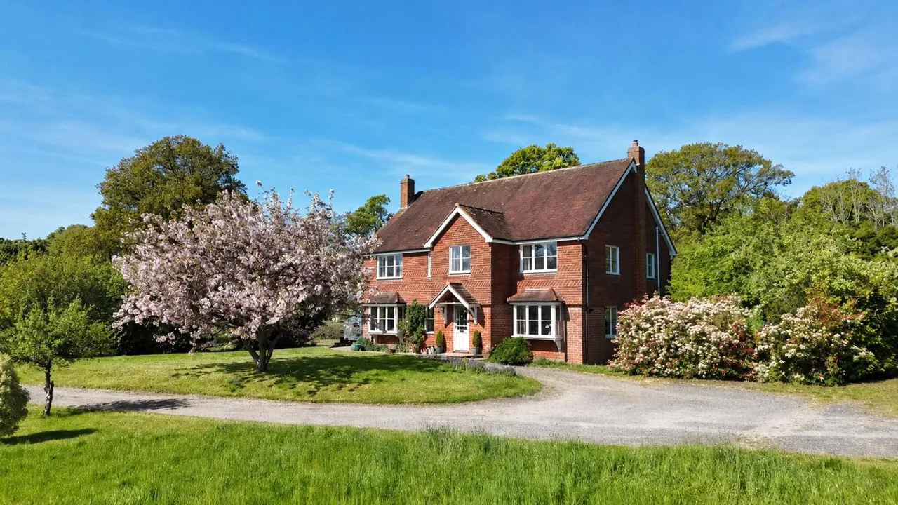 Football Green, Minstead, Lyndhurst, Hampshire, SO43 7FR, photo 2