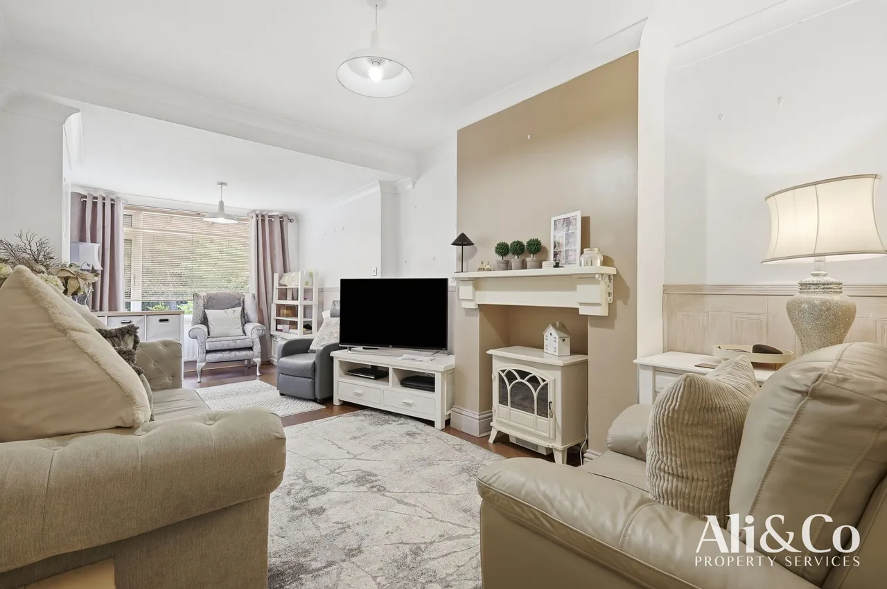 Rookery View, Grays, Essex, RM17 6AU, photo 3