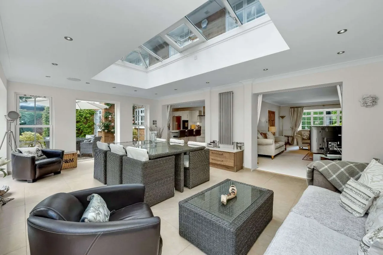 Meadway, Esher, Surrey, KT10 9HG, photo 7