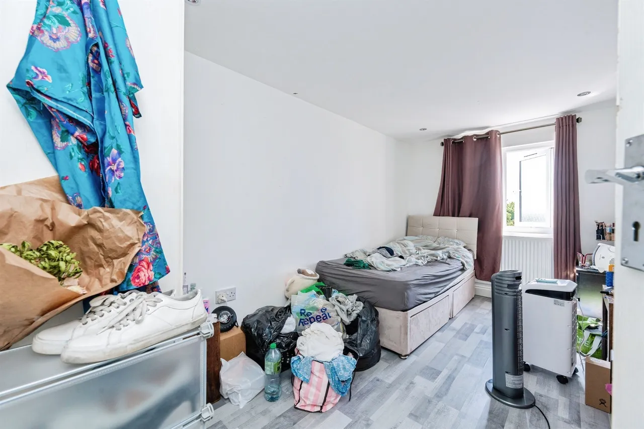 Chester Road, Watford, photo 7