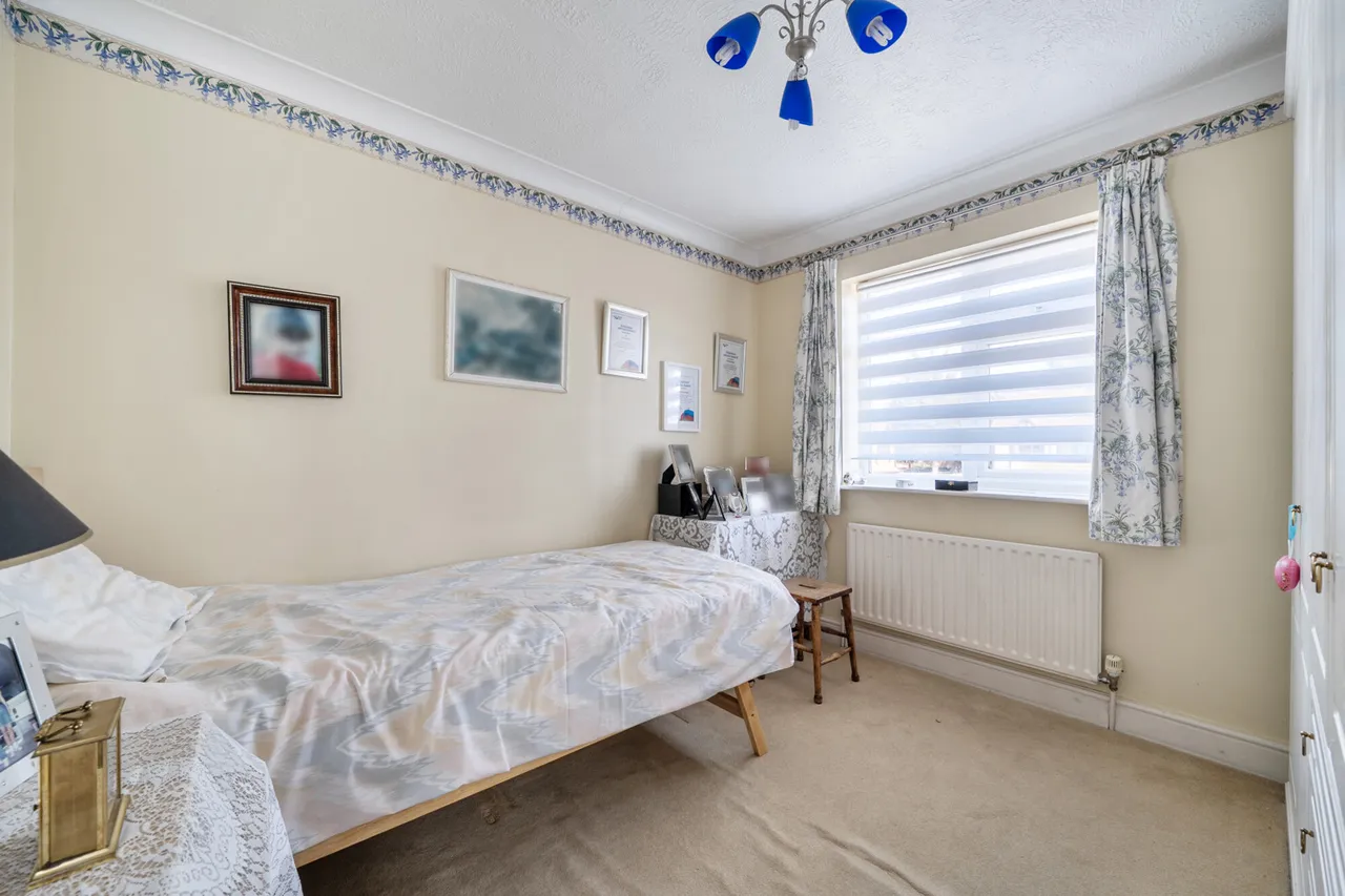 Exceptional Family Home in One of Hayes Most Prestigious Cul-de-Sacs, UB4, photo 7