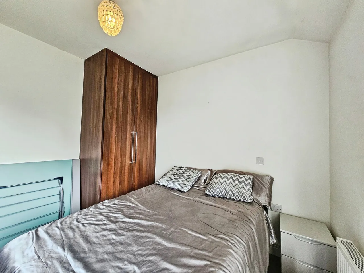 Shaw Close, Staines-upon-Thames, TW19, photo 7
