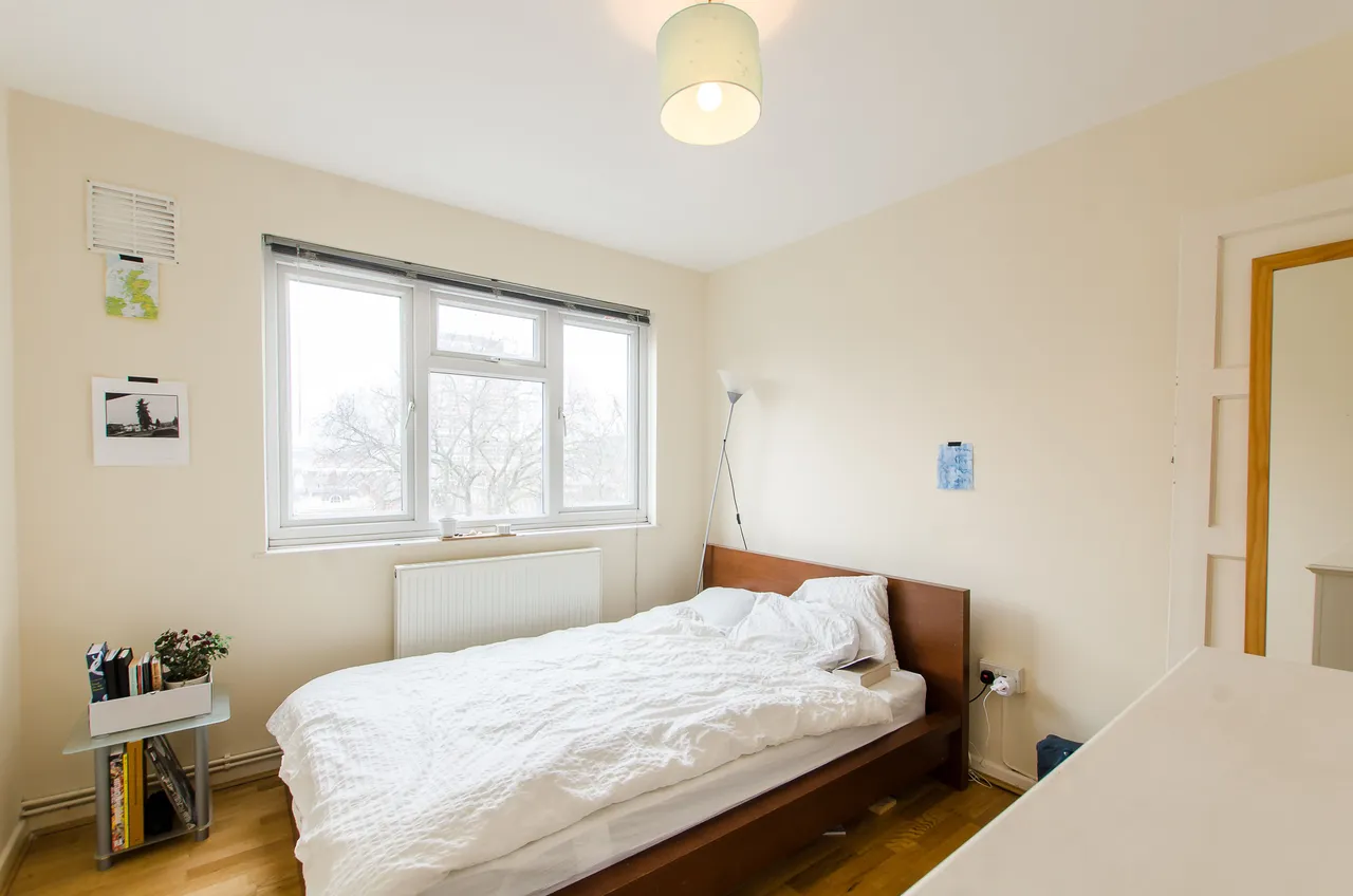 18 Royal Oak Court, Pitfield Street, London, photo 4