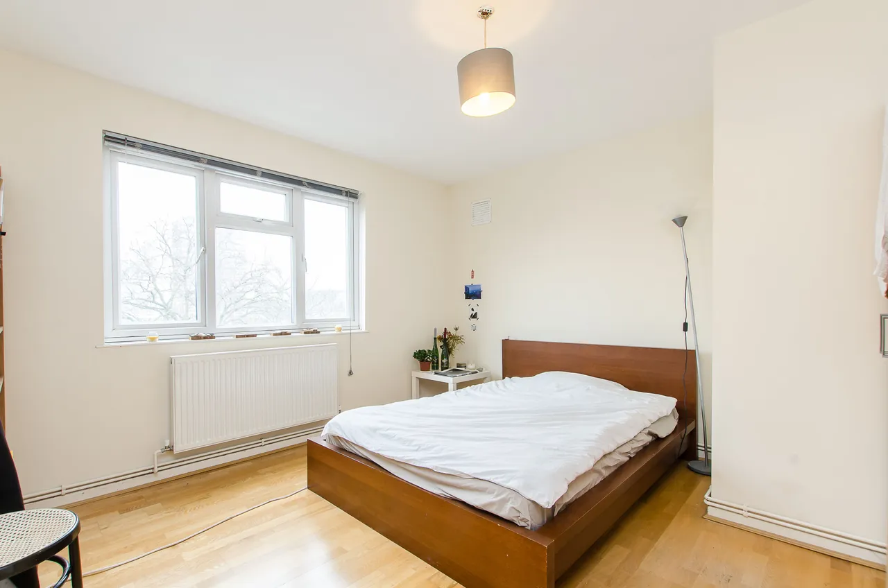 18 Royal Oak Court, Pitfield Street, London, photo 3