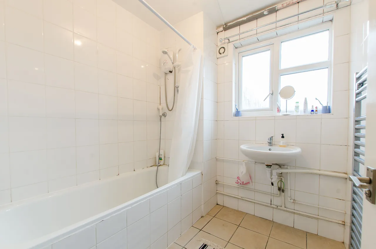 18 Royal Oak Court, Pitfield Street, London, photo 5