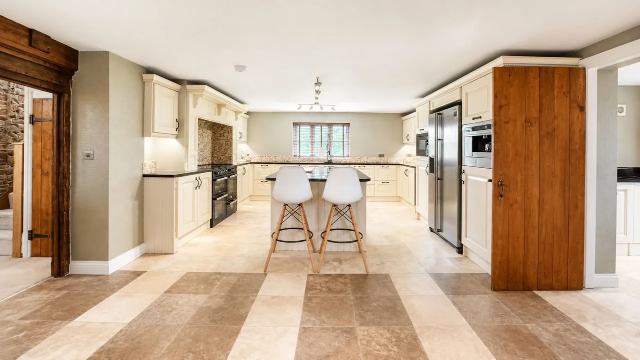 Sugar Lane, Adlington, SK10, photo 4