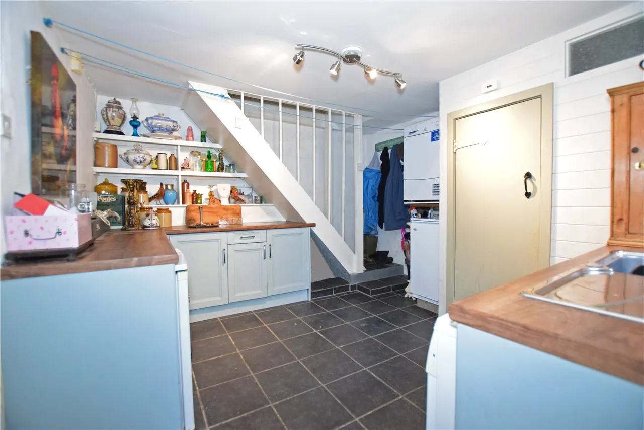 Membury, Axminster, Devon, EX13 7AH, photo 8