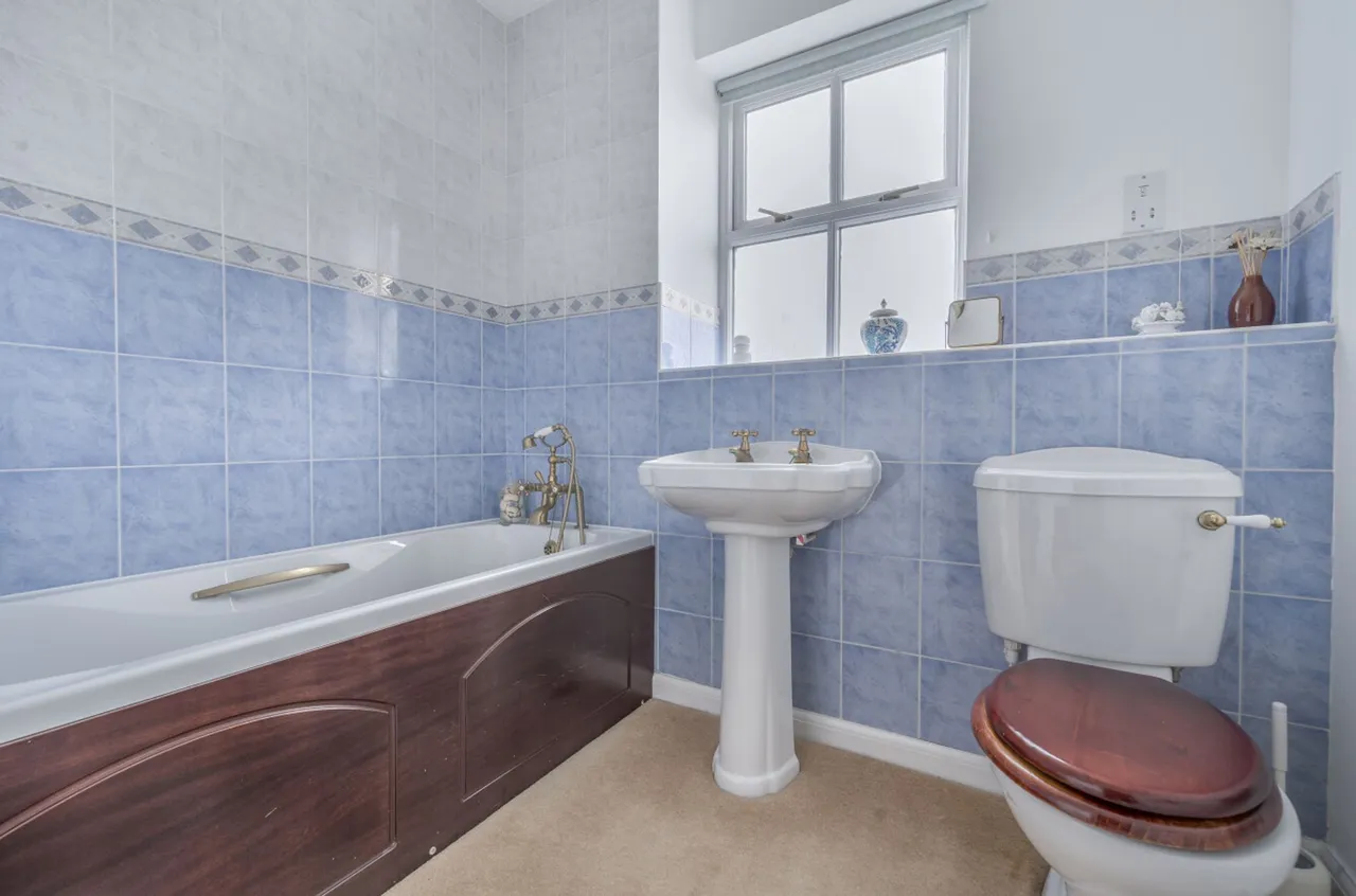 King George Gardens, Chichester, PO19, photo 12
