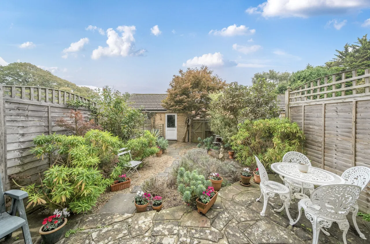 King George Gardens, Chichester, PO19, photo 5