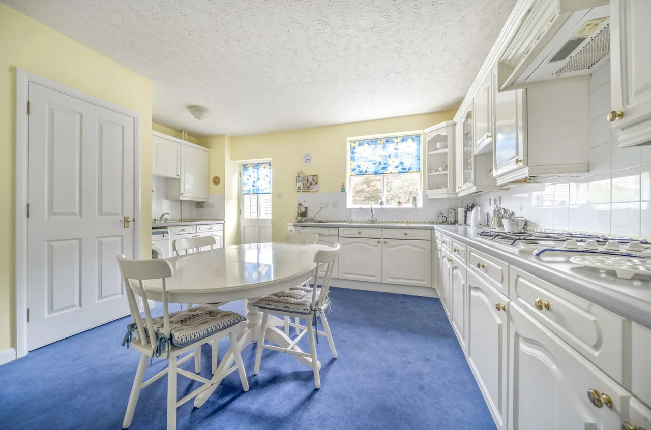 King George Gardens, Chichester, PO19, photo 6