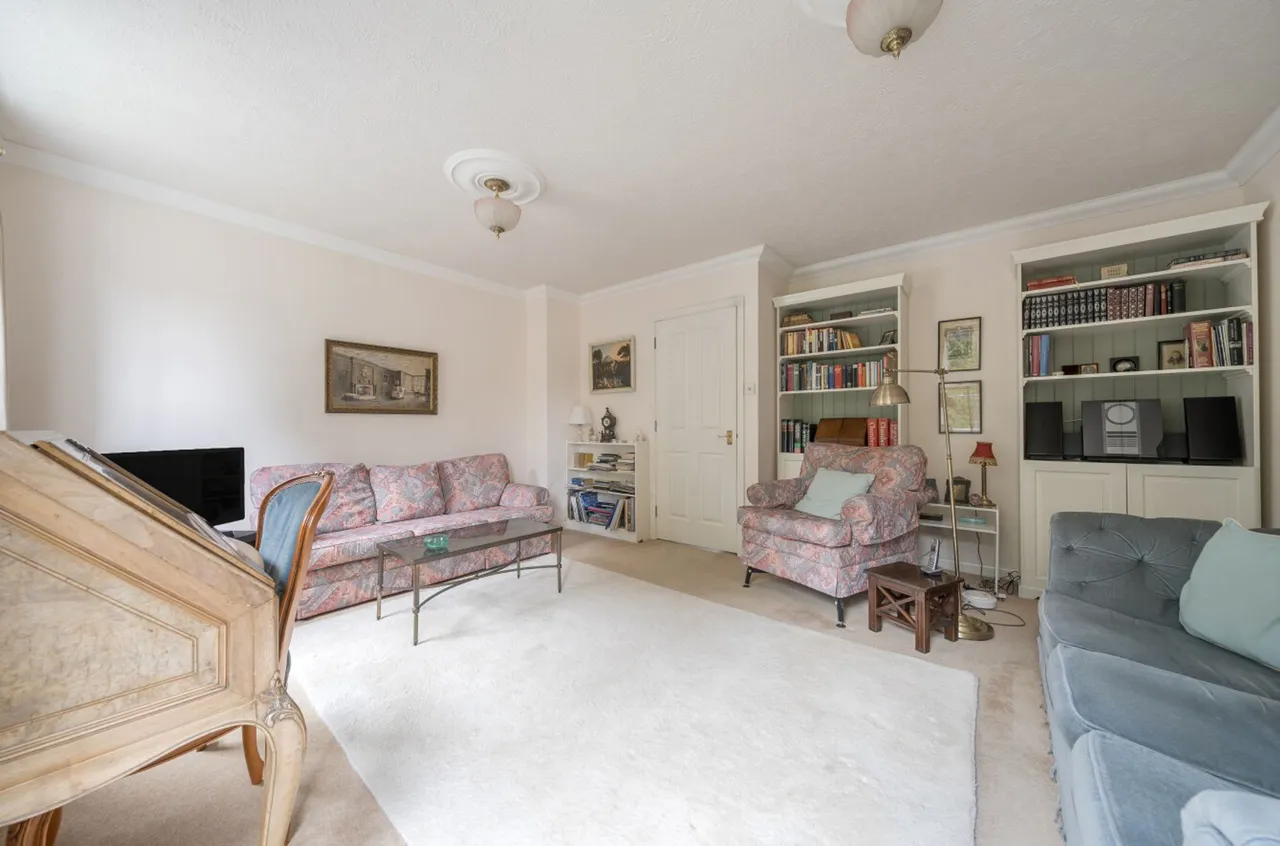 King George Gardens, Chichester, PO19, photo 11