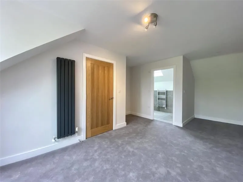 Bagshot Manor Gardens, Bagshot, GU19, photo 10