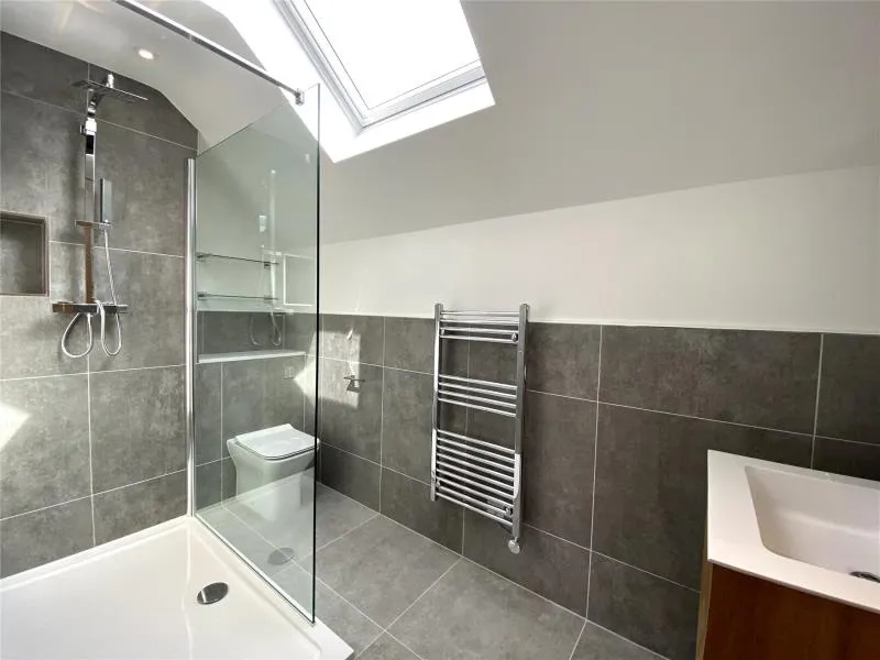 Bagshot Manor Gardens, Bagshot, GU19, photo 12