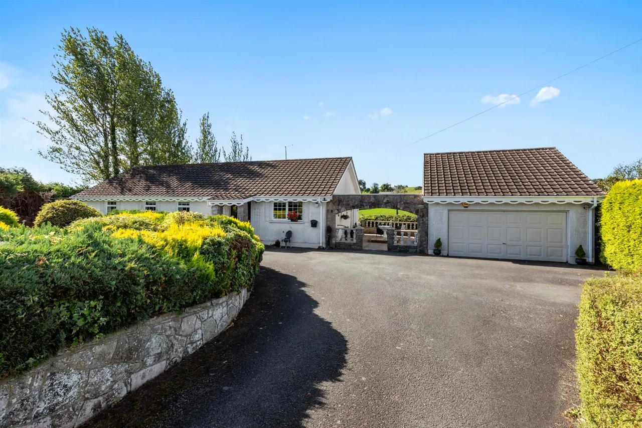 4 bed house for sale, Mearne Road, Downpatrick, BT30