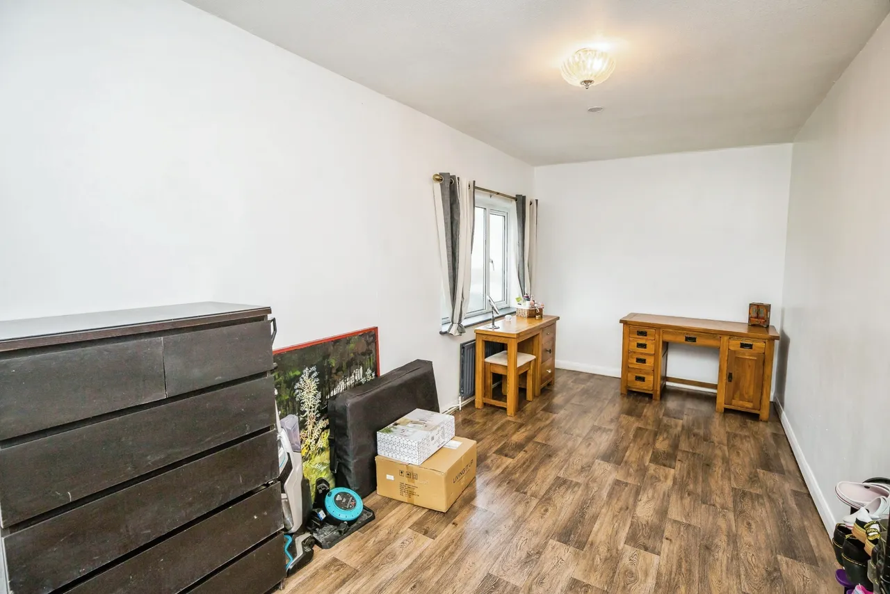 Ruthin Road, Gwernymynydd, CH7, photo 9