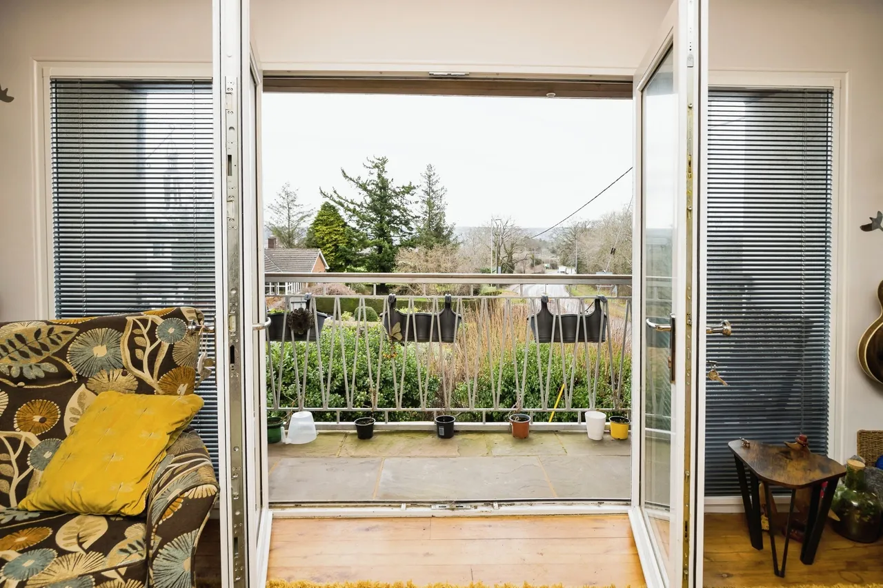 Ruthin Road, Gwernymynydd, CH7, photo 5