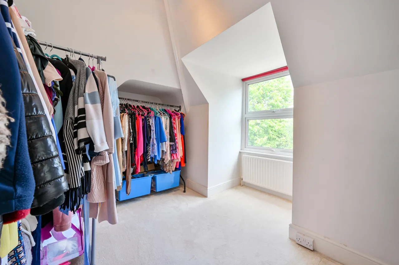 Flat 4, 5 Waldegrave Gardens, Twickenham, photo 11