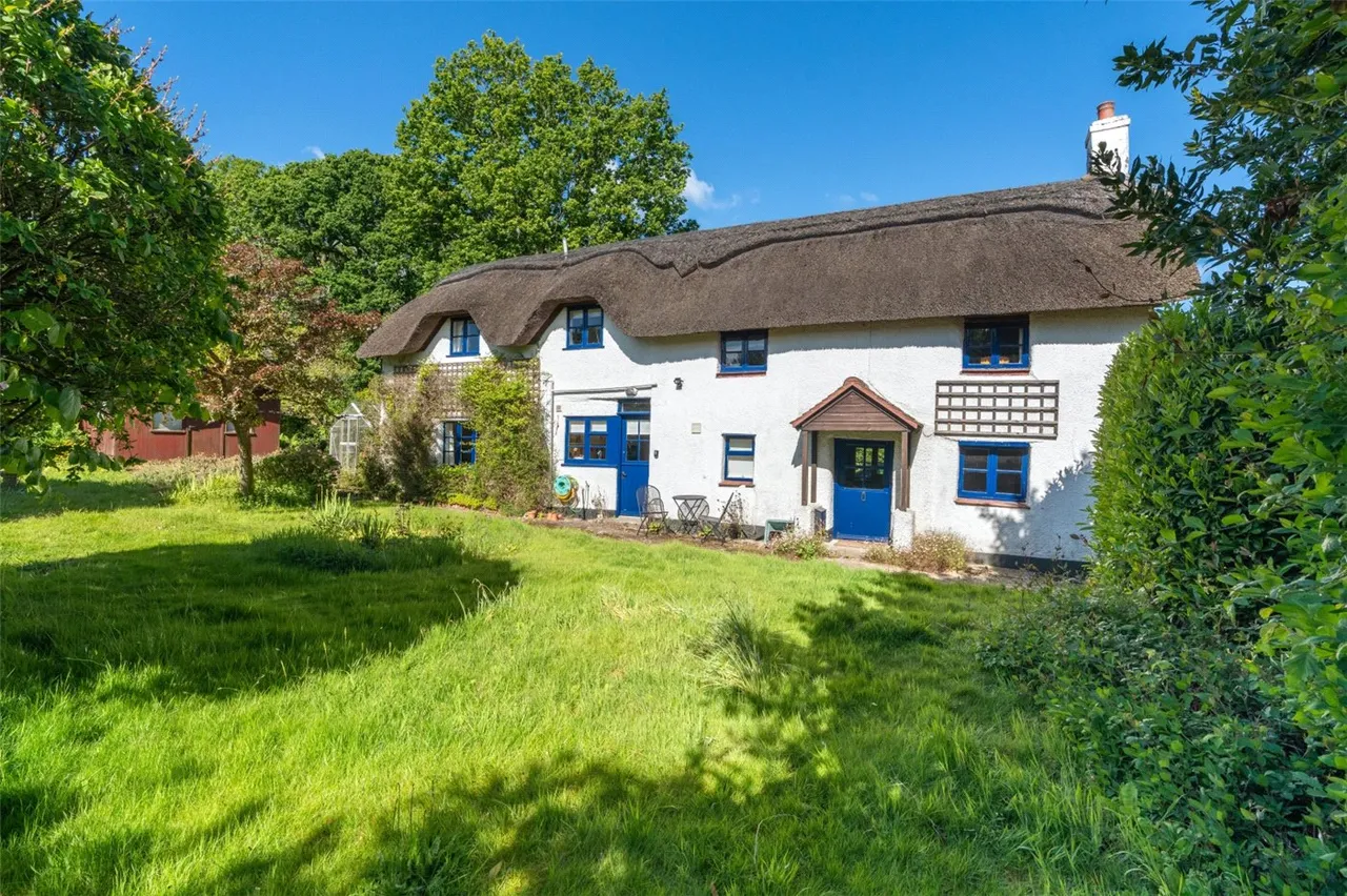 2 bed house for sale, Furzehill, Wimborne, BH21