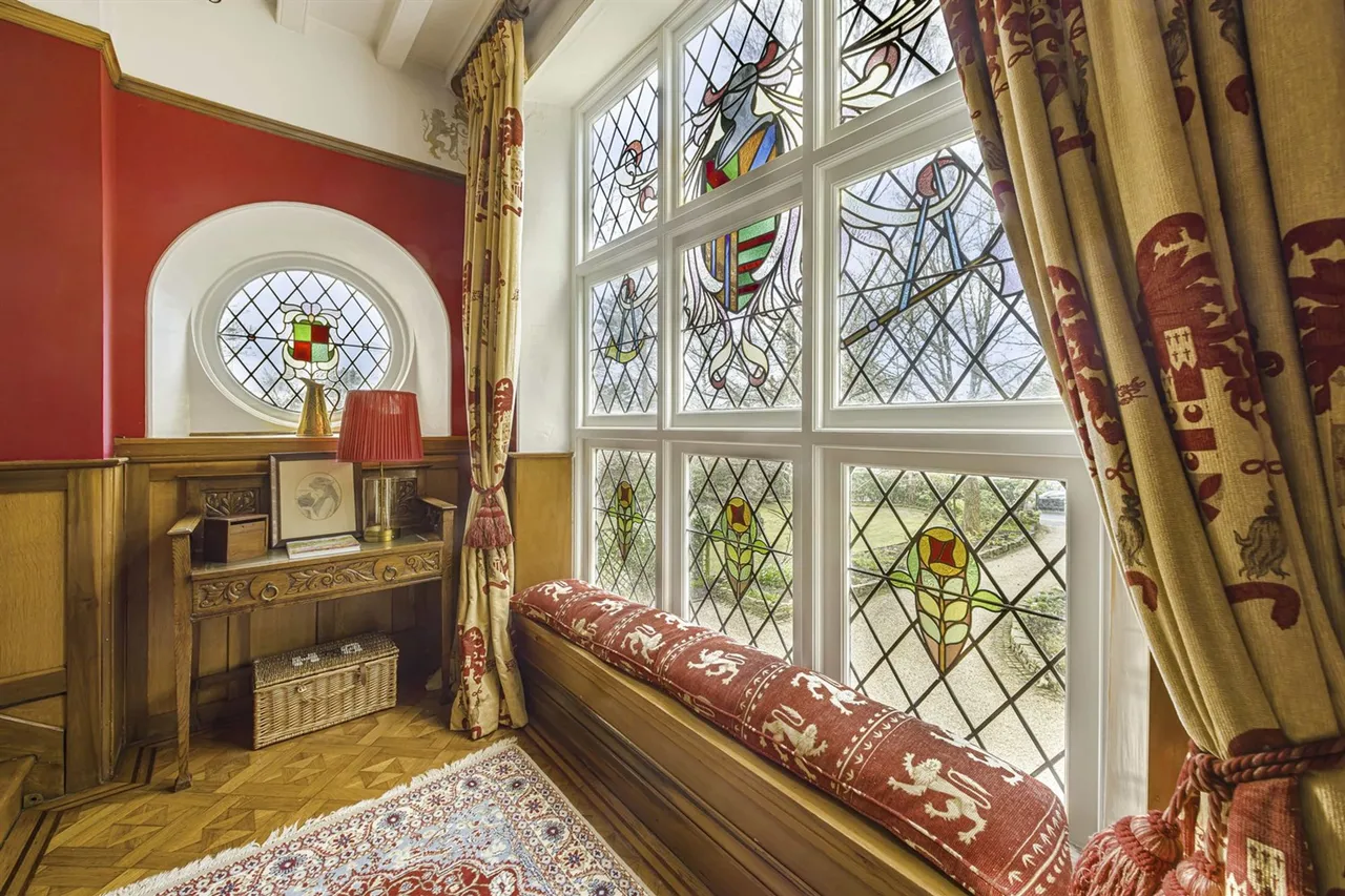 Hale, Altrincham, photo 23