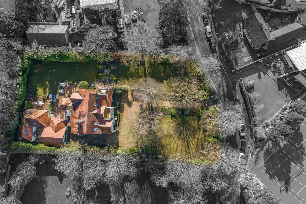 Hale, Altrincham, photo 25