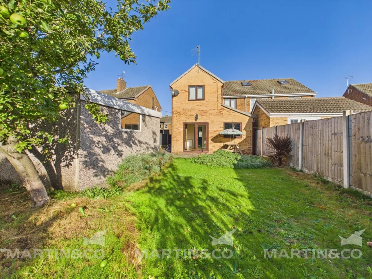 Park Drive, Campsall, DN6, photo 13