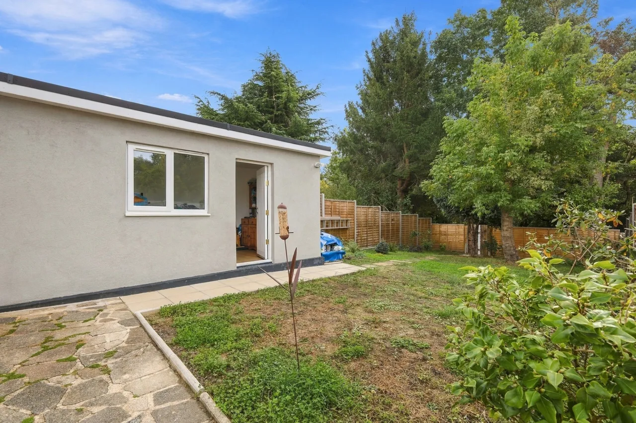 Ingreway, Romford, RM3, photo 25