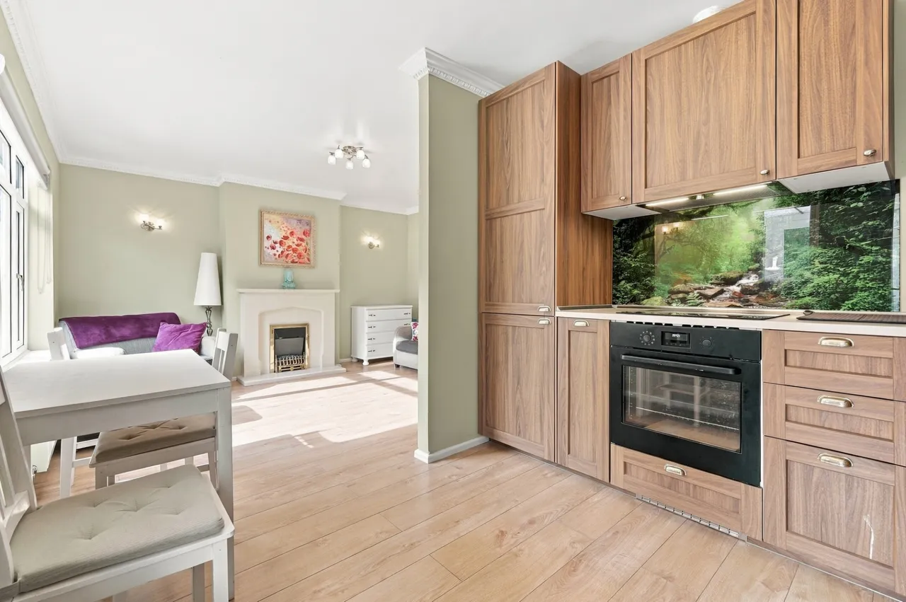 Ingreway, Romford, RM3, photo 14
