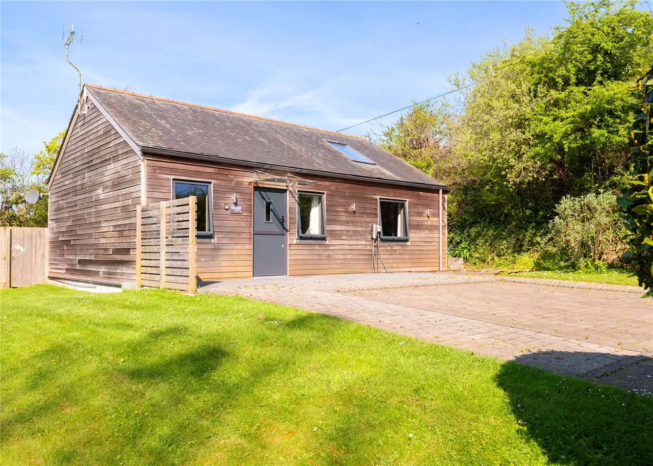 Chycowling, Carnon Downs, TR3, photo 40