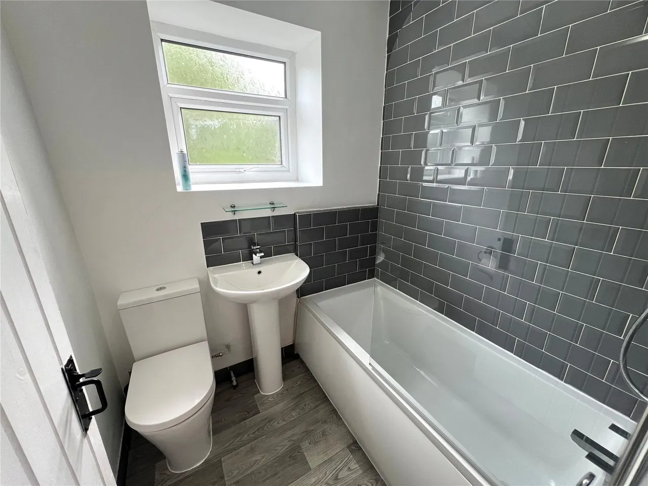 Buxton Road, Disley, Stockport, Cheshire, SK12, photo 6