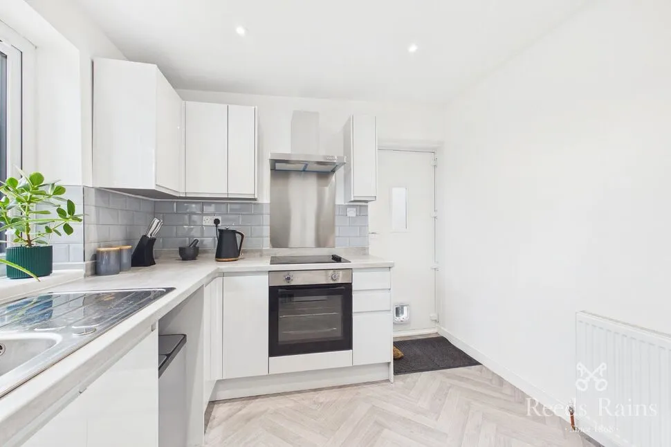 Pinfold Lane, Mickletown Methley, LS26, photo 9