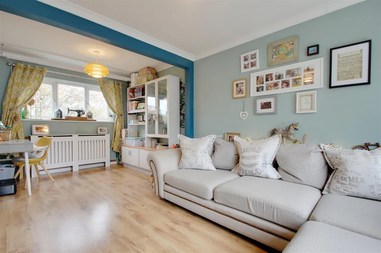 Mulberry Gardens, Goring-By-Sea, Worthing, photo 2