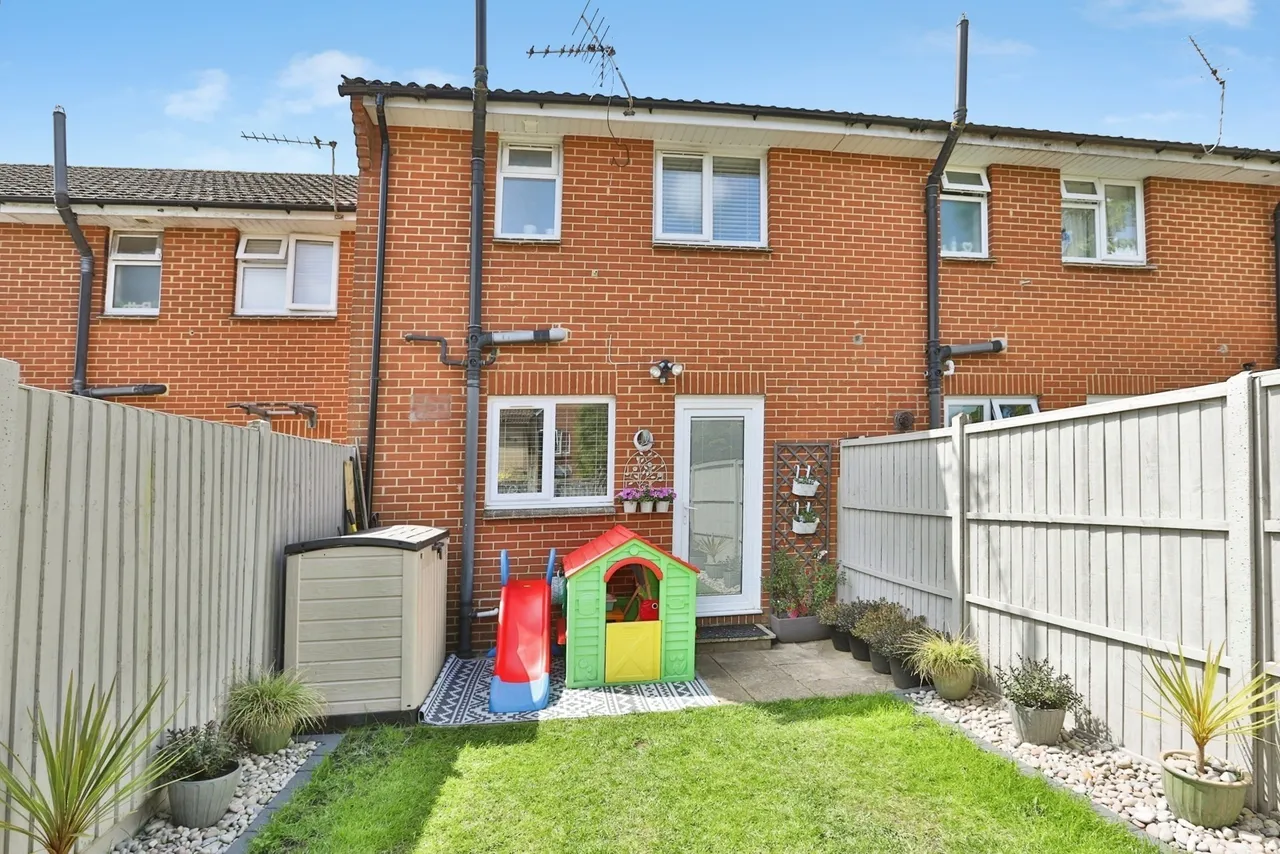 Nursling Green, Throop, BH8, photo 17