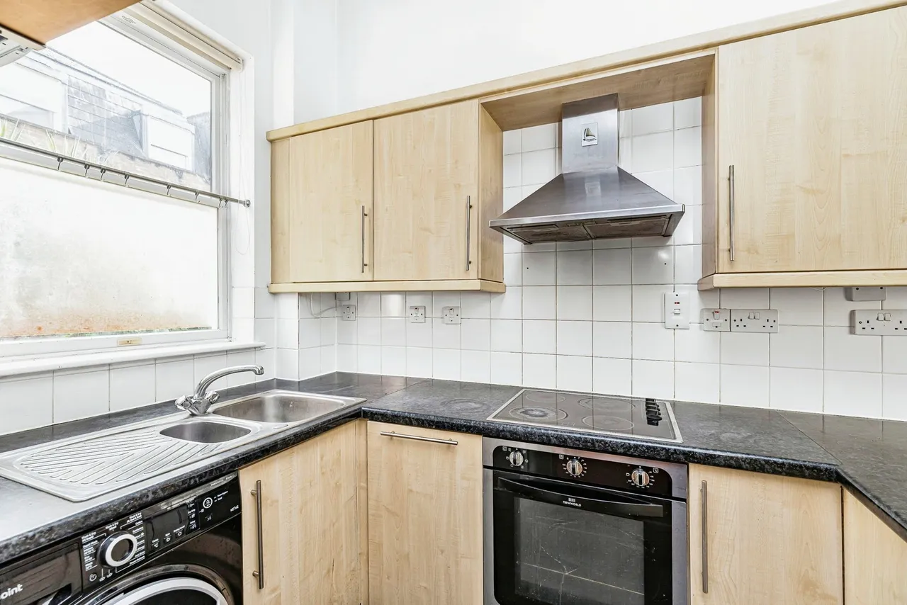 Regis Place, Brixton, SW2 5RE, photo 8
