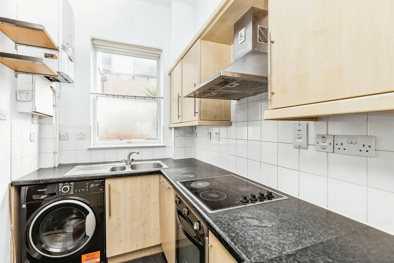 Regis Place, Brixton, SW2 5RE, photo 9