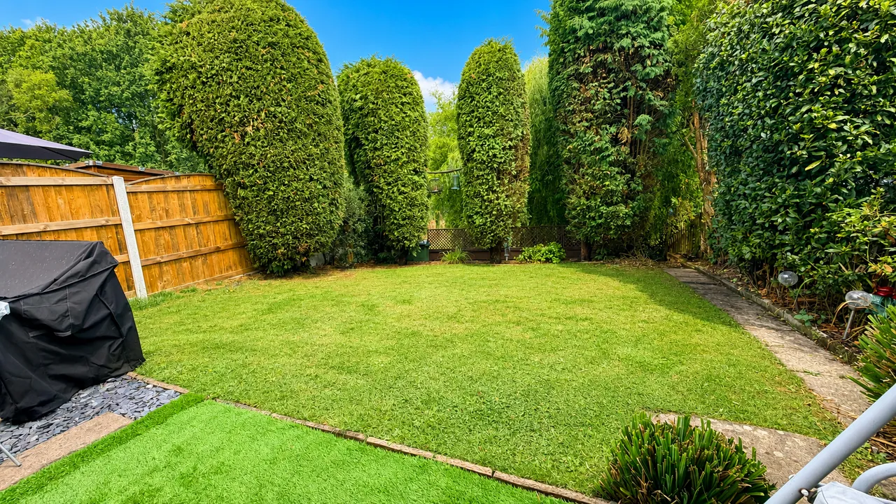 Petrel Close, Stockport, SK3, photo 10