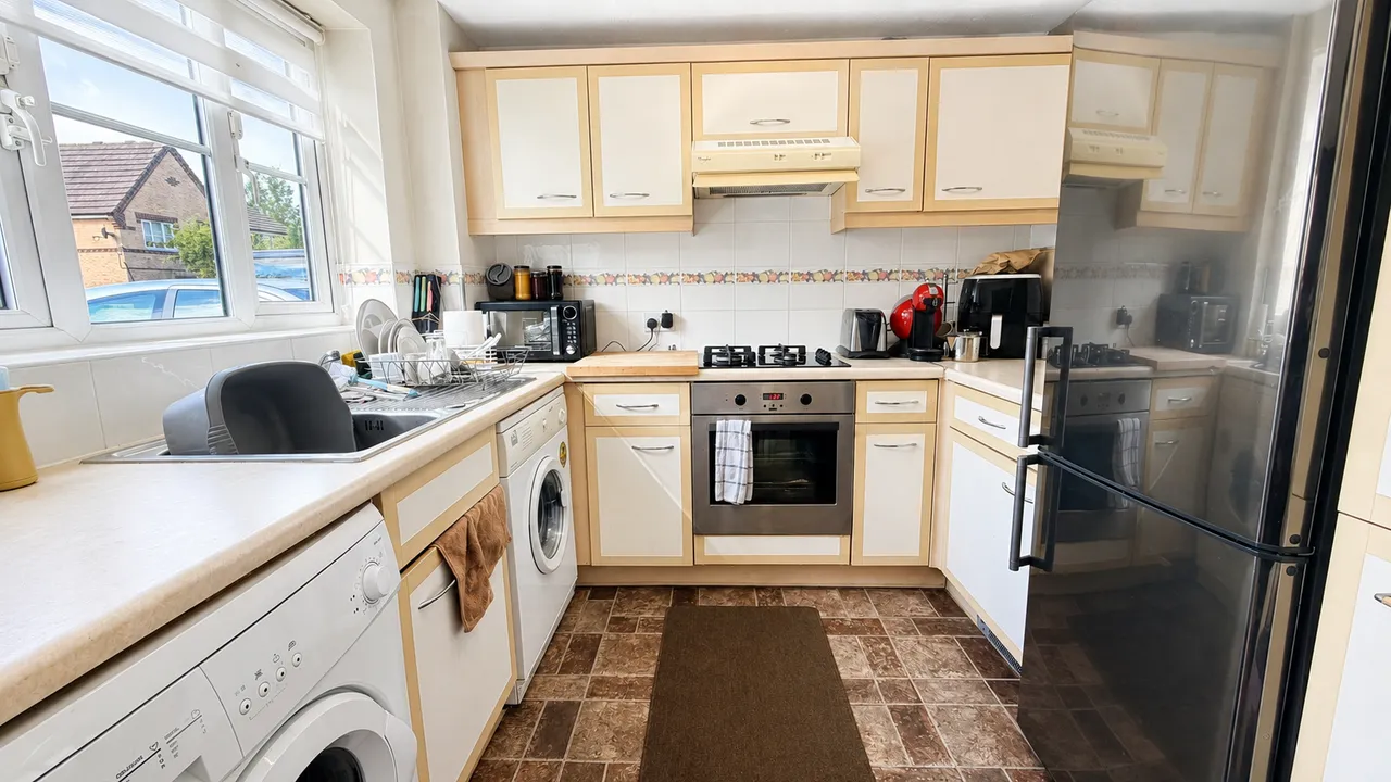Petrel Close, Stockport, SK3, photo 6