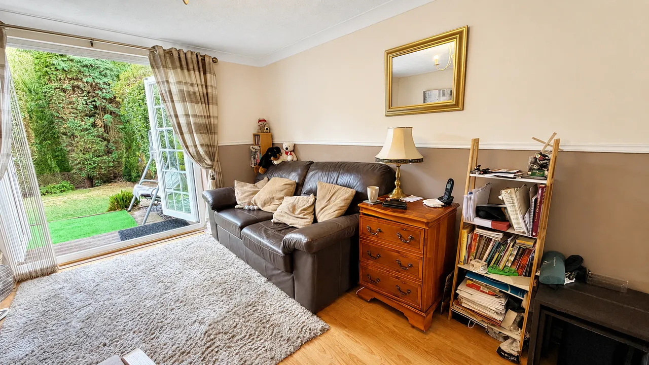 Petrel Close, Stockport, SK3, photo 13