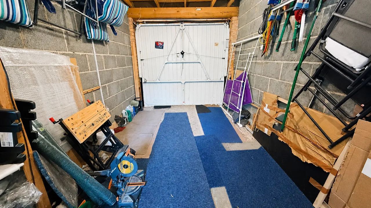 Petrel Close, Stockport, SK3, photo 4