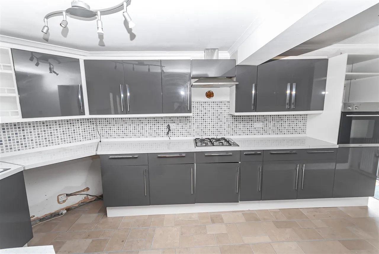 Bembridge Drive, Bolton, BL3 1RJ, photo 7