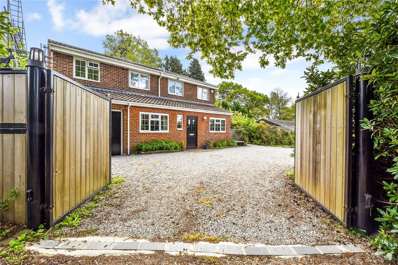 Stonehill Road, Headley Down, GU35, photo 16