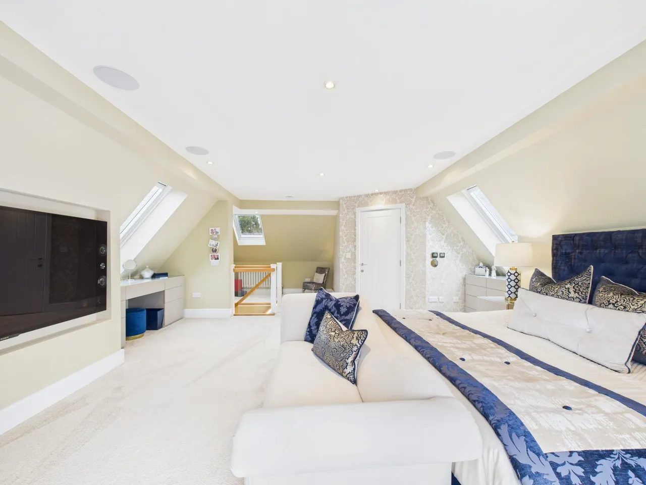 Bradgate Road, Hinckley, LE10, photo 12