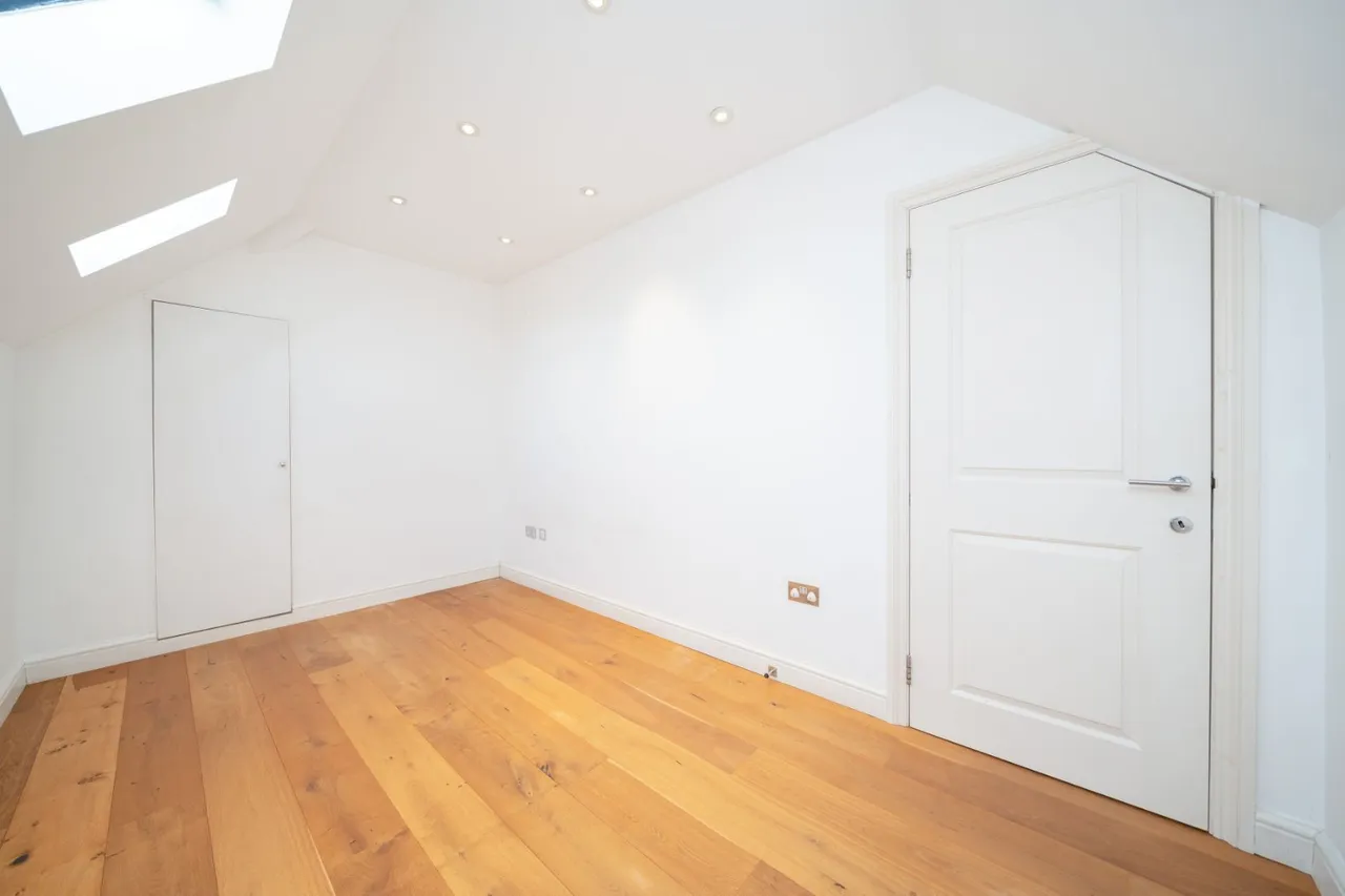 Bracknell Gardens, Hampstead, NW3, photo 18