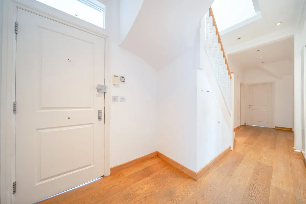 Bracknell Gardens, Hampstead, NW3, photo 15