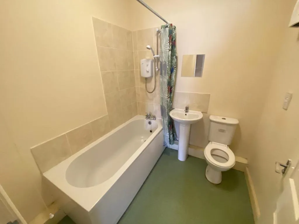 Wiley Avenue South, Wednesbury, WS10, photo 6