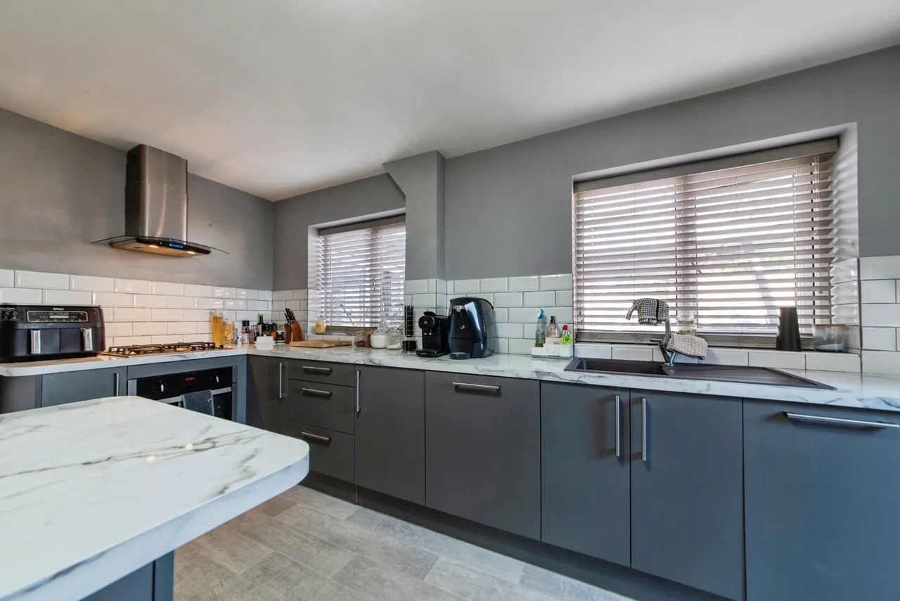 Parksgate Avenue, Lincoln, Lincolnshire, LN6, photo 6