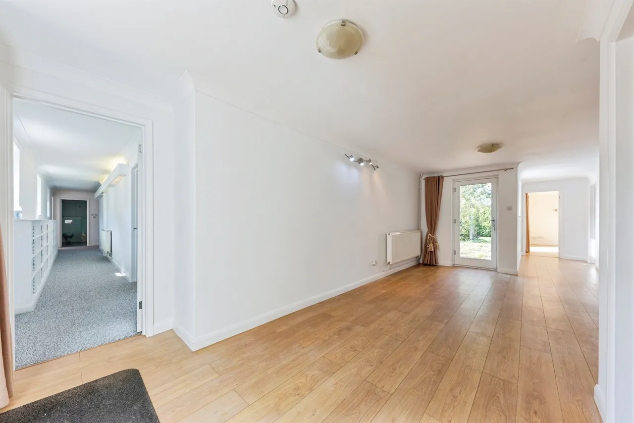 Crown Hill, Ropsley, NG33, photo 3