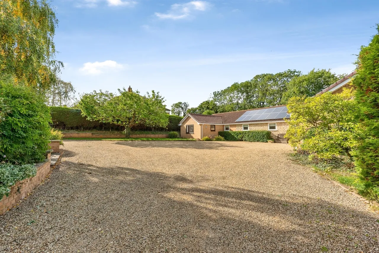 Crown Hill, Ropsley, NG33, photo 2