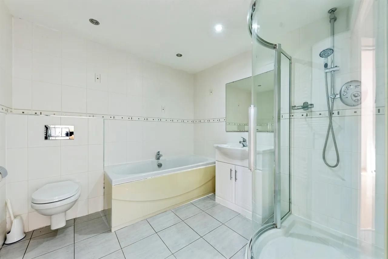 Crown Hill, Ropsley, NG33, photo 16